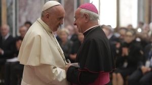 Papa Francisco e o Cardeal Elio Sgreccia - Foto: Vatican Media