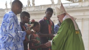 Papa durante a missa para o Dia Mundial do Migrante e Refugiado em setembro de 2019 - Foto: Vatican Media